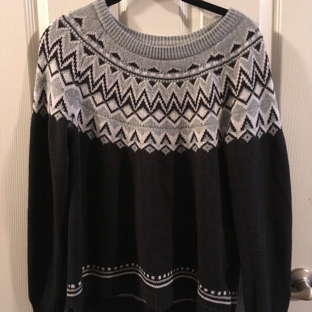 Cozy knit sweater ❄️